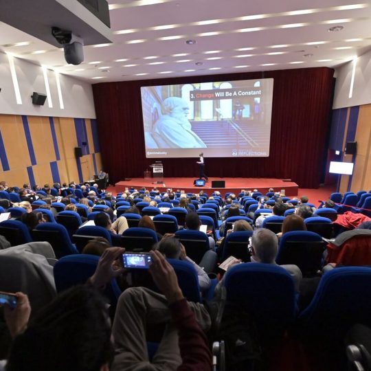 https://unified-commerce.boussiasevents.gr/wp-content/uploads/2024/08/omni_1-1-540x540.jpg