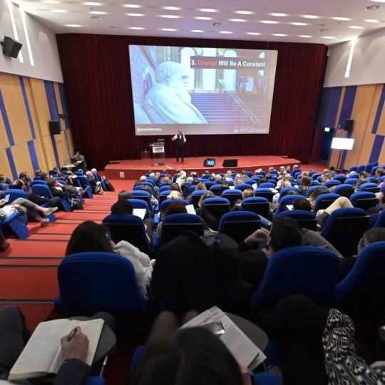 https://unified-commerce.boussiasevents.gr/wp-content/uploads/2024/08/omni_2-1-540x540.jpg