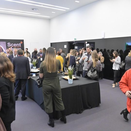 https://unified-commerce.boussiasevents.gr/wp-content/uploads/2024/08/omni_4-1-540x540.jpg