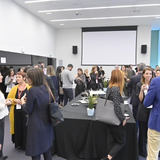 https://unified-commerce.boussiasevents.gr/wp-content/uploads/2024/08/omni_5-1-540x540.jpg